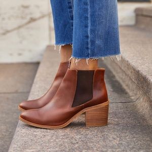 Nisolo Heeled Chealsa Boot